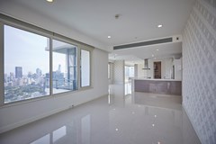 Q Langsuan-penthouse for sale-Bangkok-7905 (16)