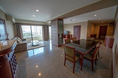 2 bedroom condo for rent at Saranjai Mansion - Condominium - Khlong Toei - Nana