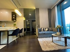 One bedroom condo for rent at Laviq Sukhumvit 57