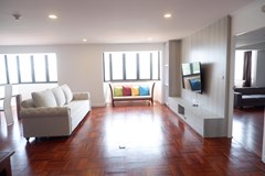 2 bedroom property for rent at Omni Tower Sukhumvit Nana - Condominium - Khlong Toei - Nana