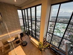 Penthouse for sale at The Emporio Place