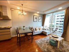Siri On 8 One bedroom condo for rent
