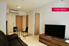 1 bedroom condo for sale and rent at The Lofts Ekkamai