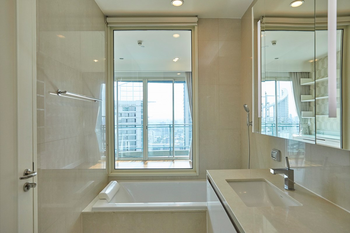 Q Langsuan-penthouse for sale-Bangkok-7905 (40)