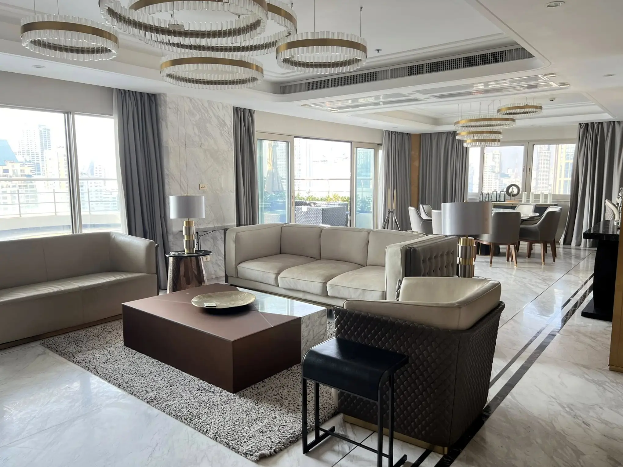 Le Raffine Sukhumvit 24 Three bedroom condo for sale