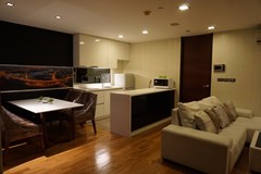 1 bedroom condo for rent at Quad Silom - Condominium - Silom - Silom