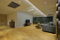 4 bedroom apartment for rent at Biohouse Service Apartment - Condominium - Khlong Tan Nuea - Phrom Phong