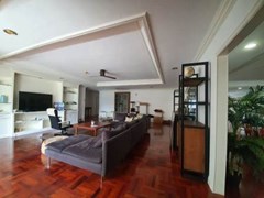 3 bedroom apartment for rent at G.M. Mansion - Condominium - Khlong Tan - Phrom Phong