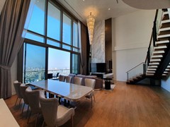 Penthouse for rent and sale at Magnolias Waterfront Residences
