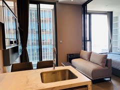 The Esse at Singha Complex 1 bedroom condo for rent